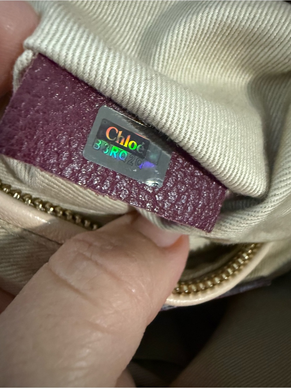 Chloe Medium Paraty Burgundy Handbag - Picture 13 of 16